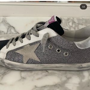 GOLDEN GOOSE